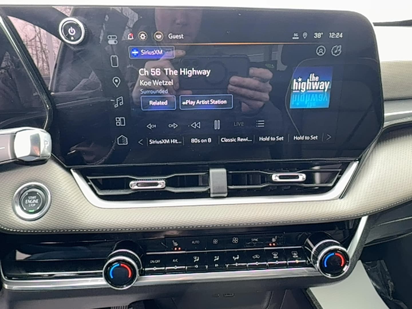 2025 Chevrolet Equinox LT - Photo 14