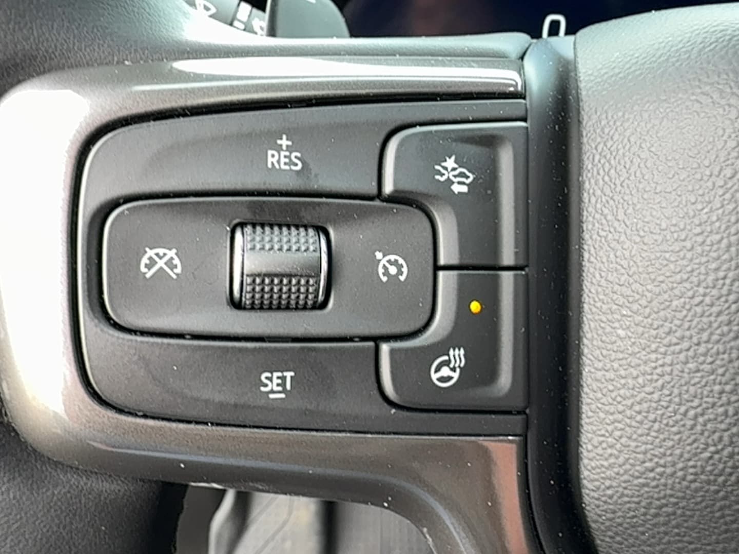 2024 Chevrolet Silverado 1500 ZR2 - Photo 21