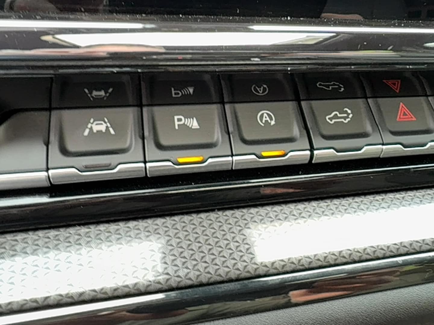 2024 Chevrolet Silverado 1500 ZR2 - Photo 26
