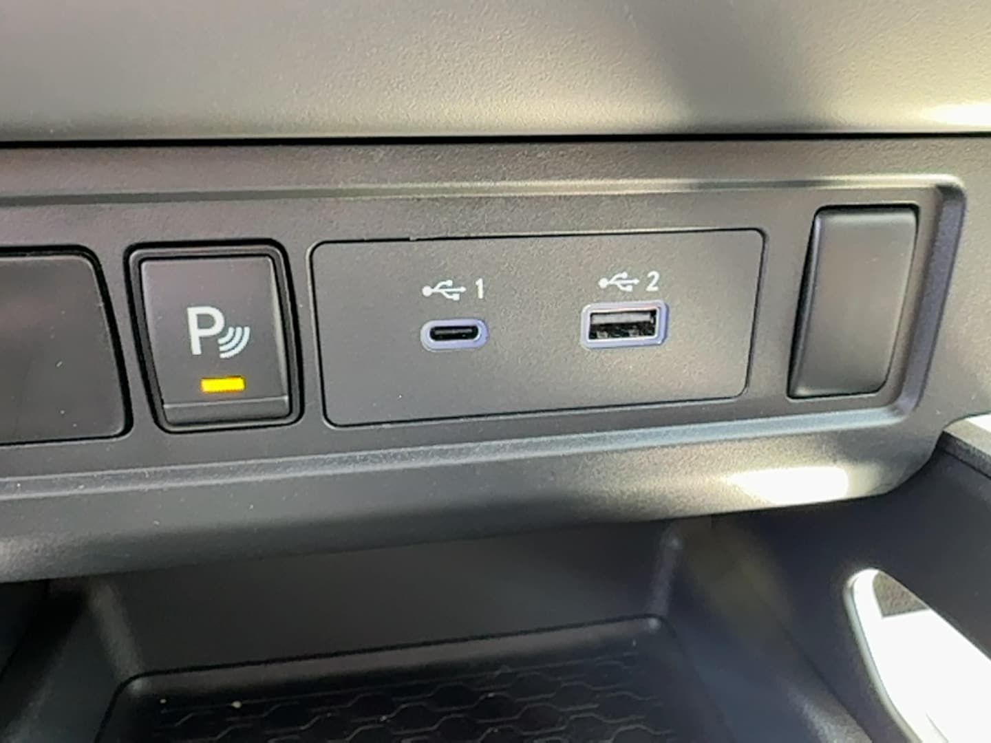 2025 Nissan Frontier SV - Photo 21