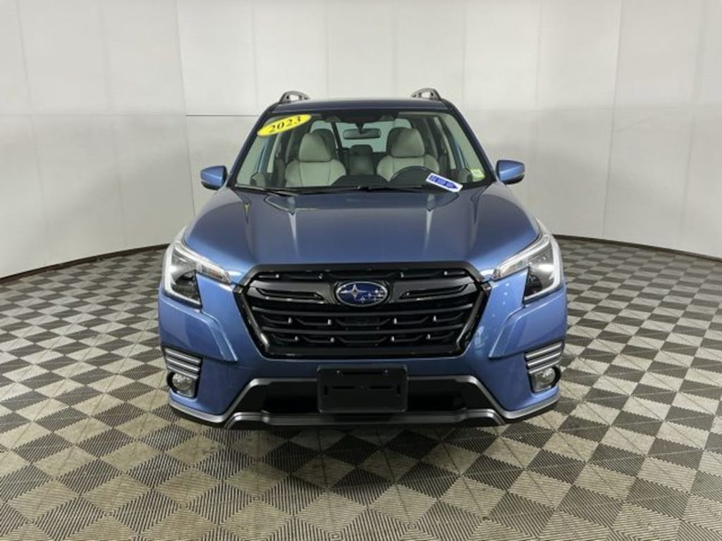 Used 2023 Subaru Forester Limited SUV