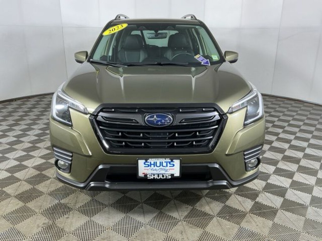Used 2023 Subaru Forester Limited SUV