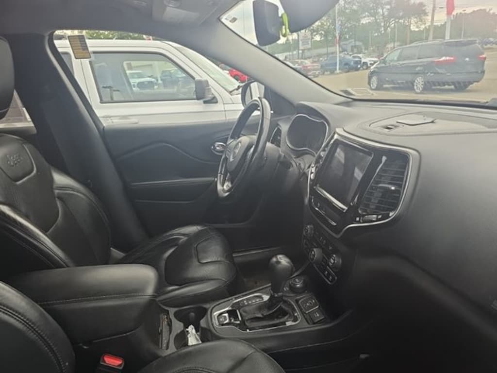 Used 2019 Jeep Cherokee Limited SUV