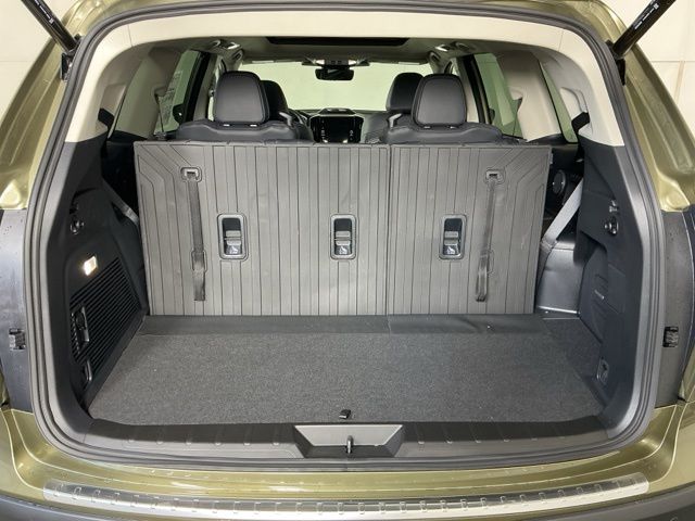 2026 Subaru Ascent Limited - Photo 16