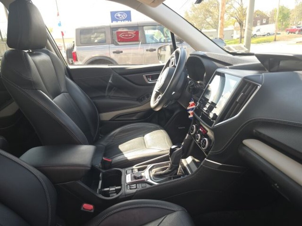 Used 2023 Subaru Forester Limited SUV
