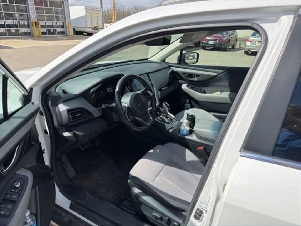 Used 2022 Subaru Outback Premium SUV