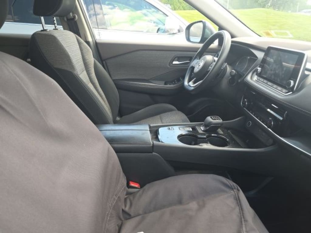 Used 2021 Nissan Rogue SV SUV