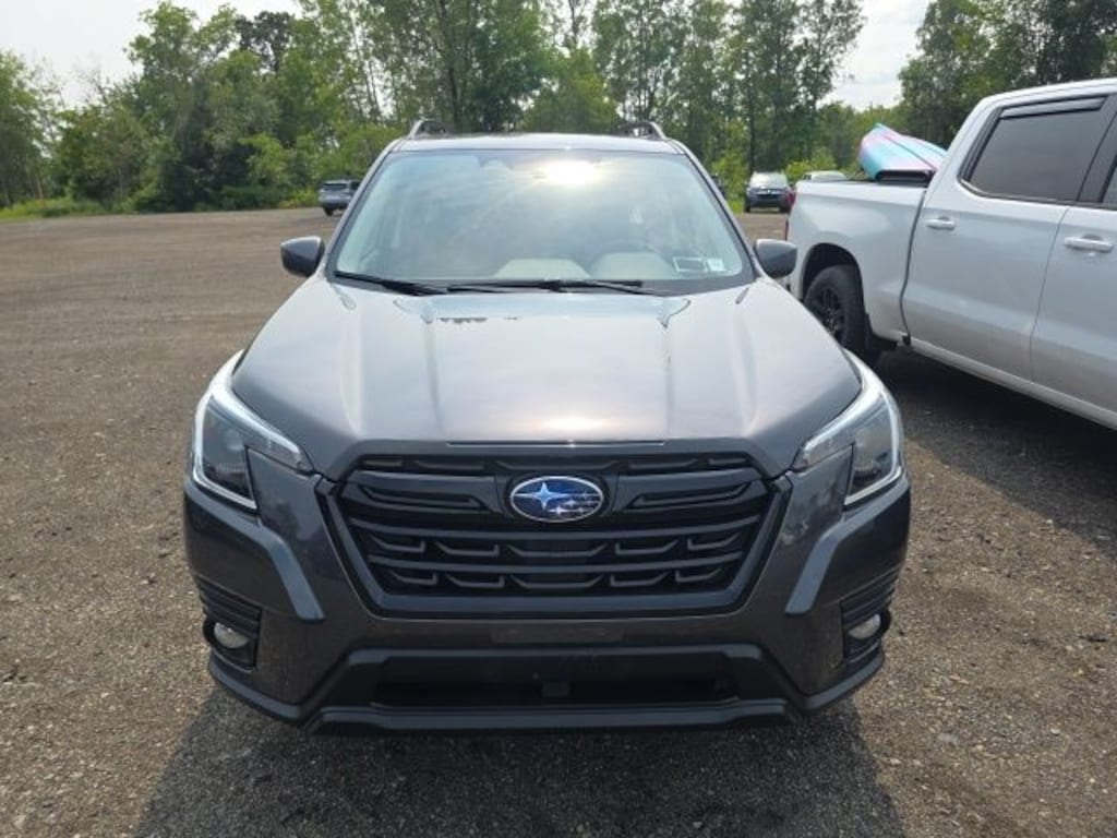 Used 2023 Subaru Forester Premium SUV