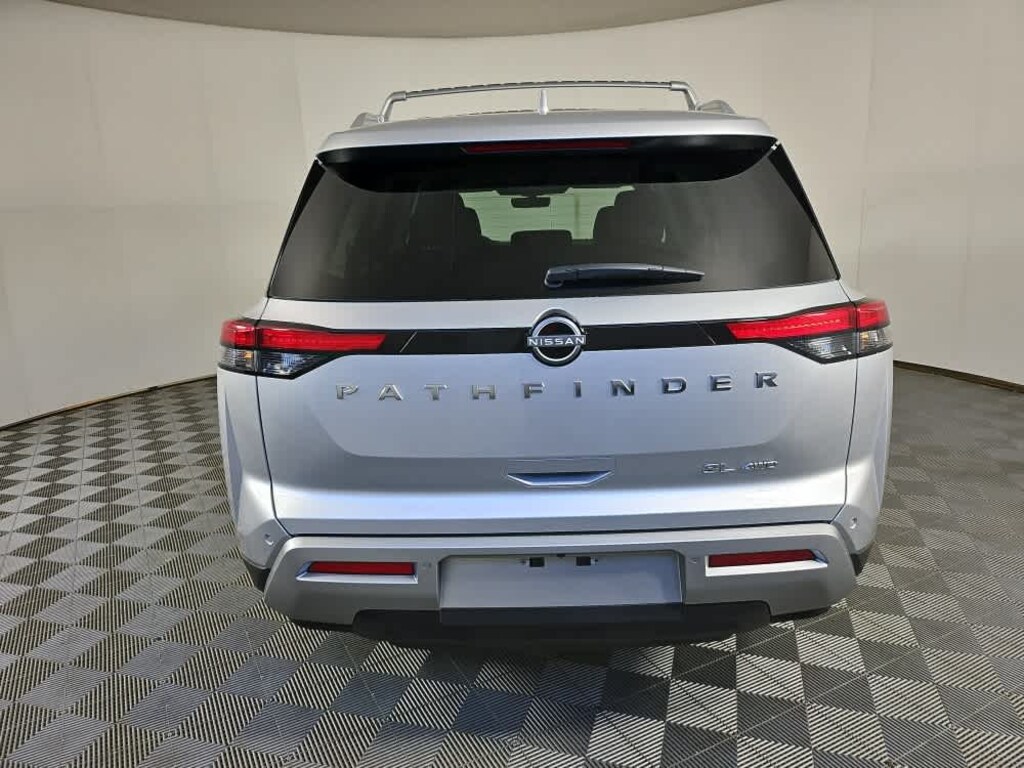 New 2025 Nissan Pathfinder SL SUV