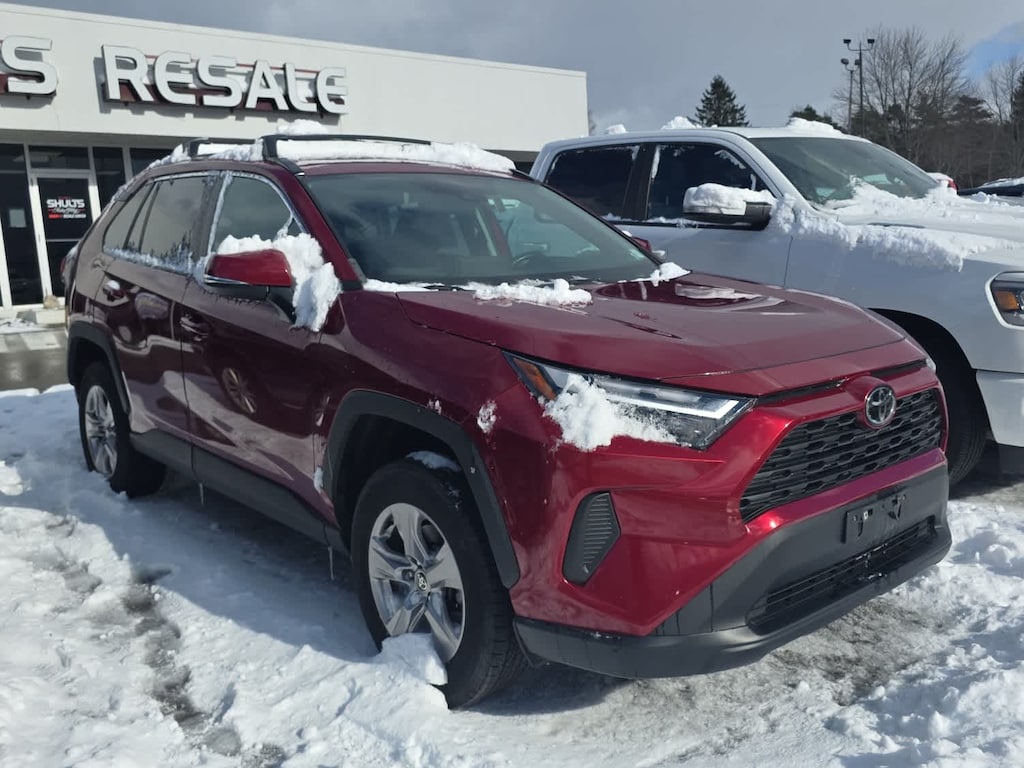 Used 2022 Toyota RAV4 XLE SUV