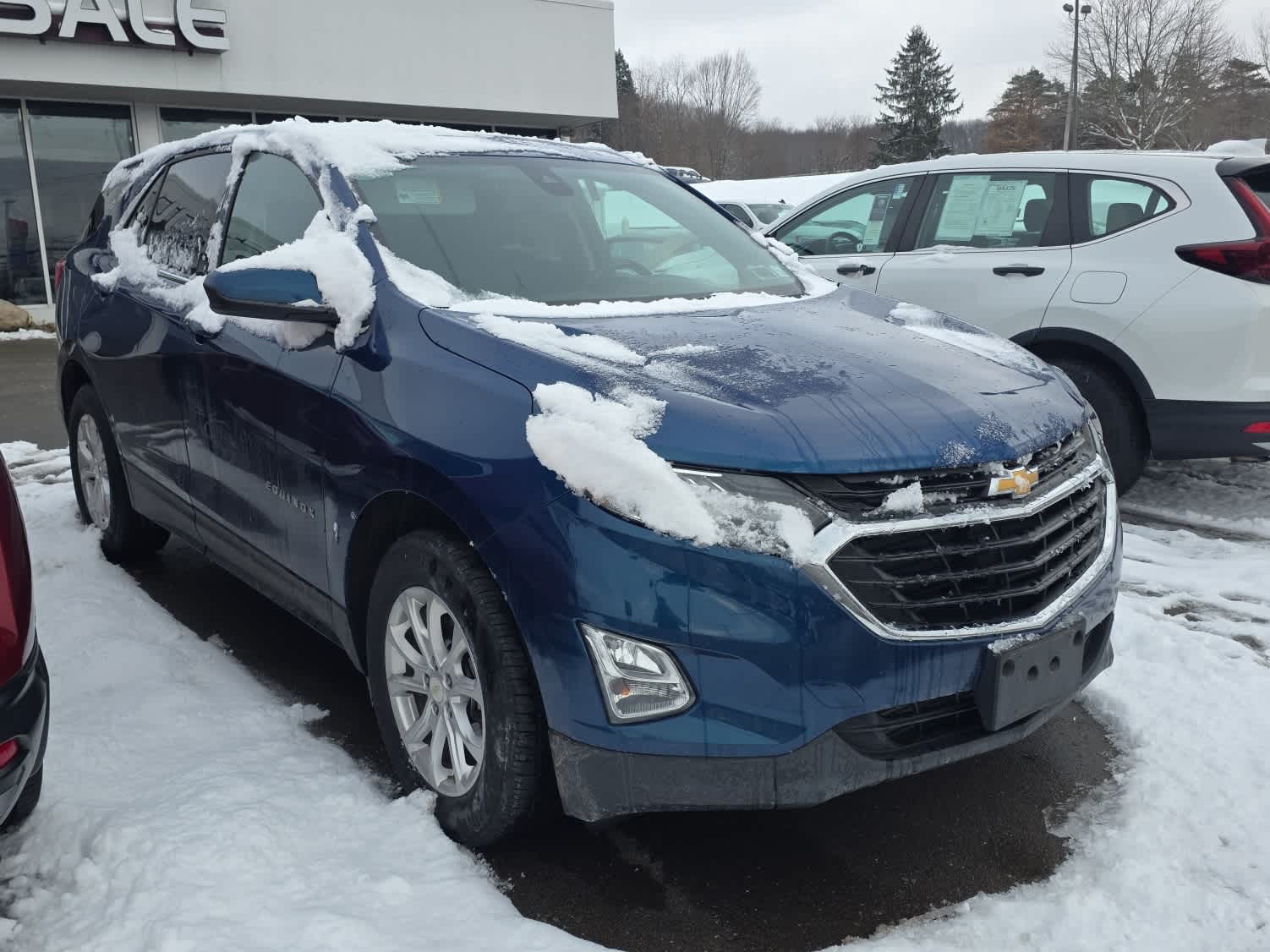 2020 Chevrolet Equinox LT photo 2