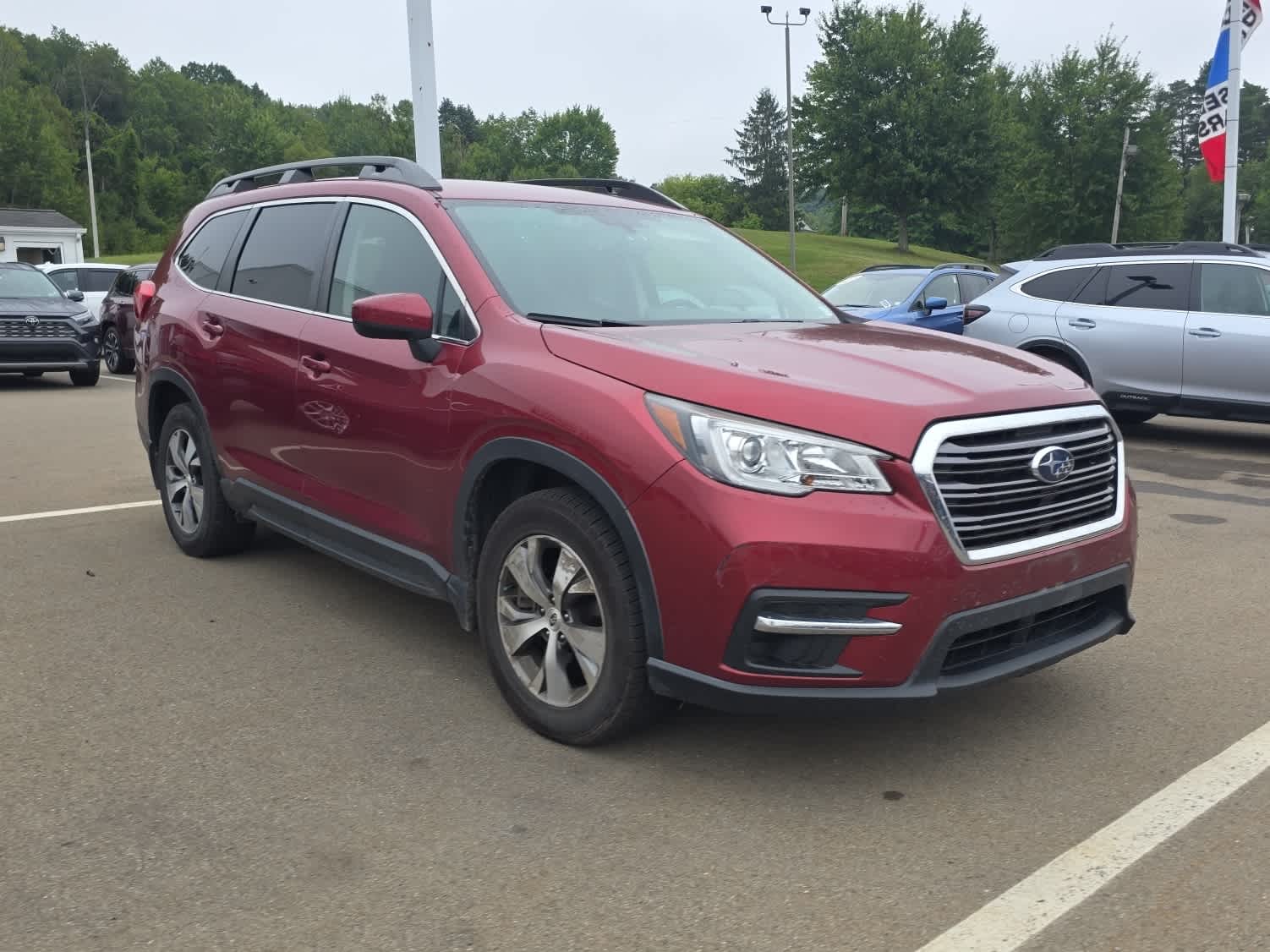2019 Subaru Ascent Premium photo 2