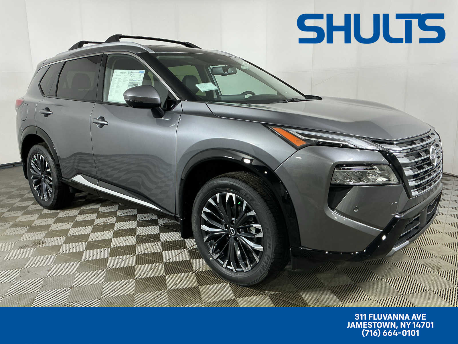 2026 Nissan Rogue Platinum's photo