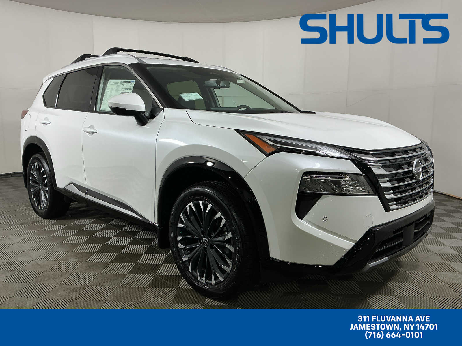 2026 Nissan Rogue Platinum's photo