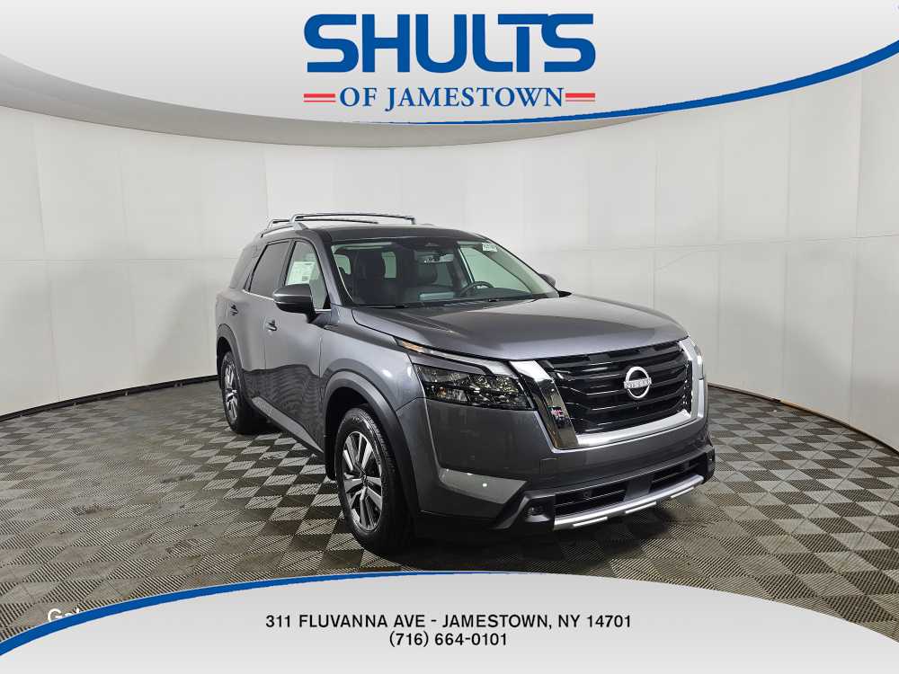 2025 Nissan Pathfinder SL's photo