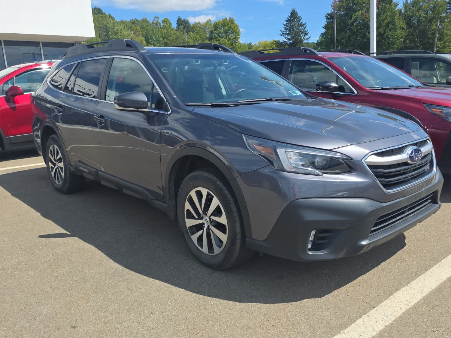 2022 Subaru Outback Premium photo 3