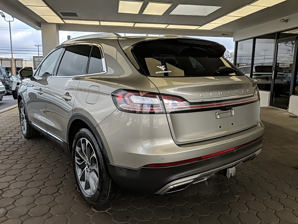 2023 Lincoln Nautilus Reserve photo 4