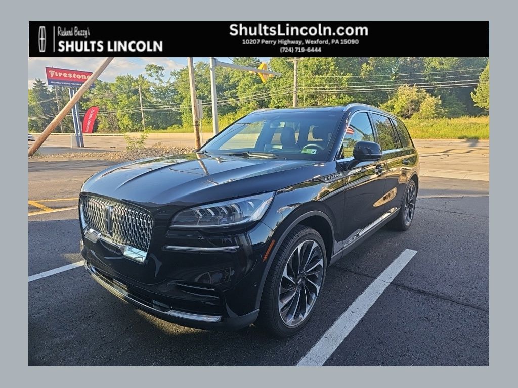 2023 Lincoln Aviator Reserve RWD's photo