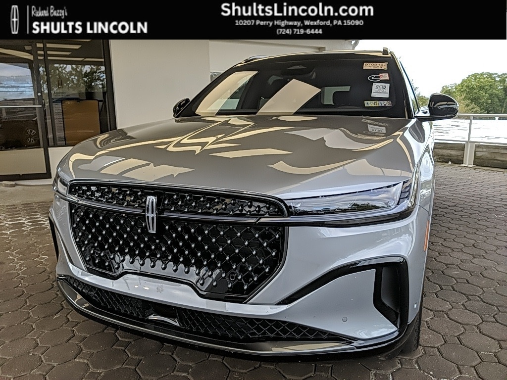 2024 Lincoln Nautilus Reserve's photo