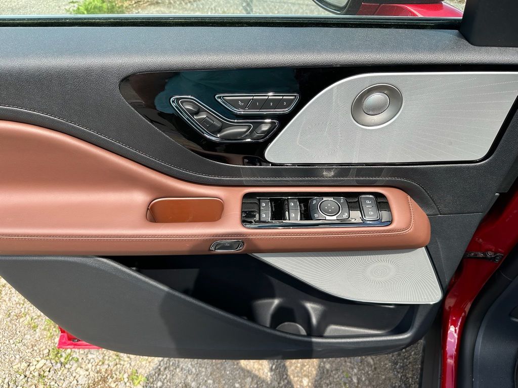 2026 Lincoln Aviator Reserve - Photo 19