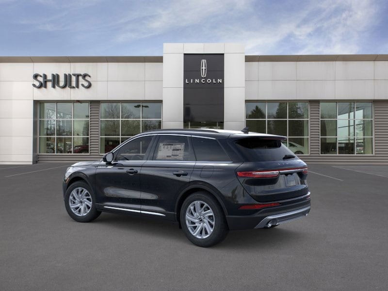 2026 Lincoln Corsair Premiere photo 3