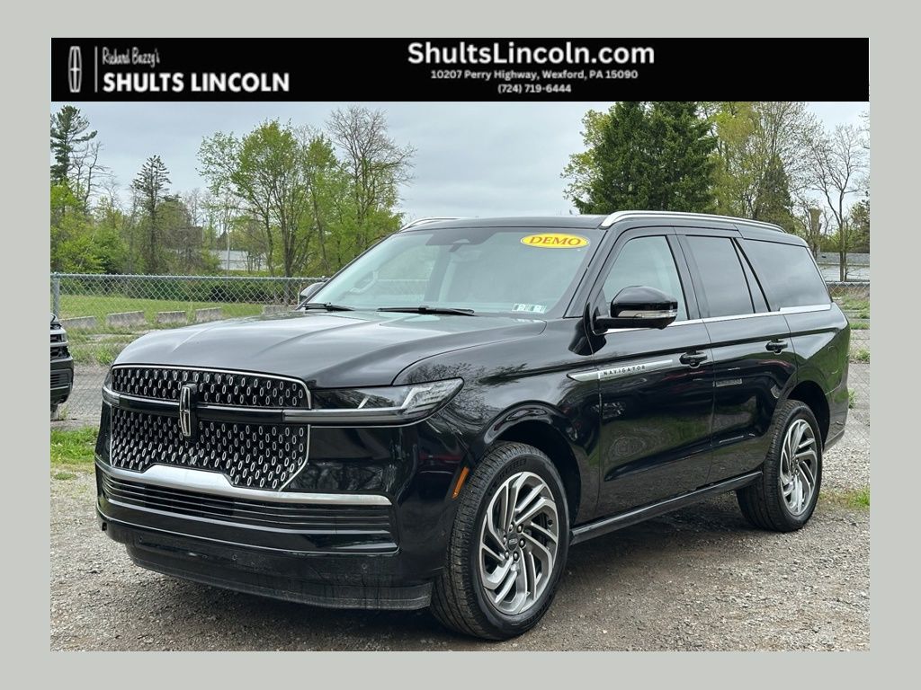 2025 Lincoln Navigator Reserve 4WD's photo