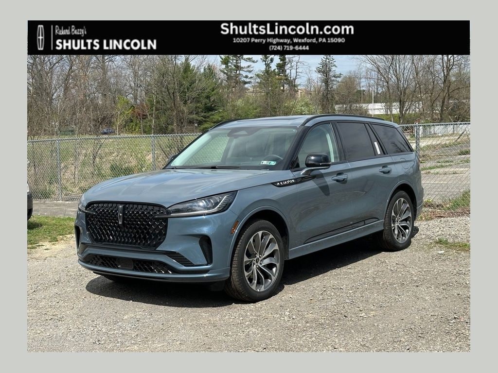 2026 Lincoln Aviator Premiere AWD's photo