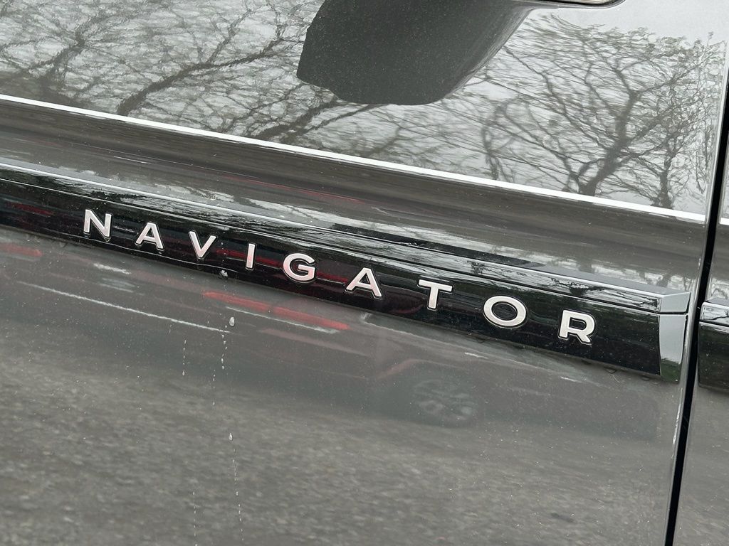 2025 Lincoln Navigator Black Label - Photo 29