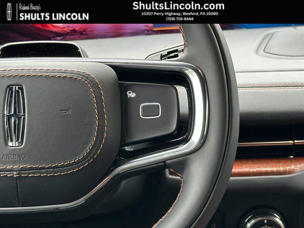 2025 Lincoln Navigator Black Label - Photo 11