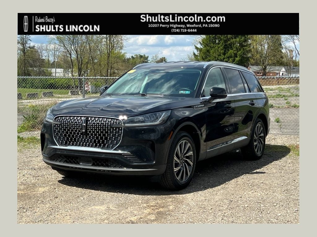 2026 Lincoln Aviator Premiere AWD's photo
