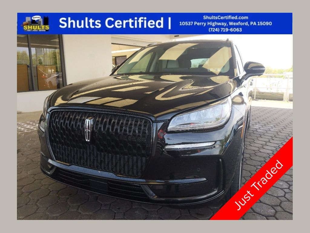 2025 Lincoln Corsair Premiere AWD's photo