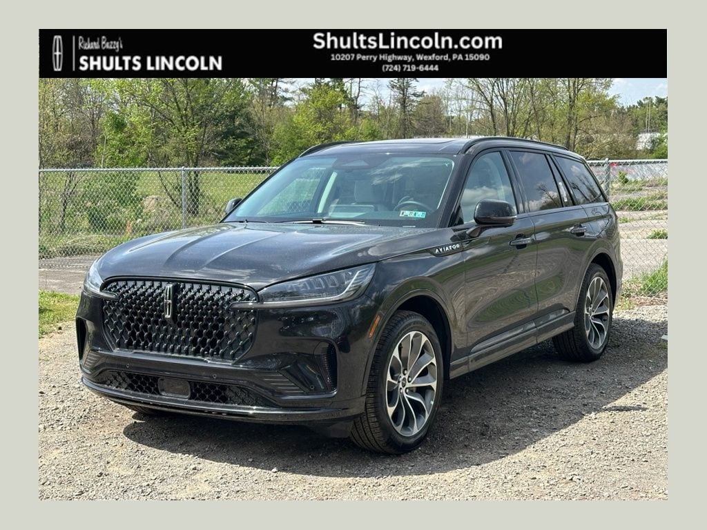 2026 Lincoln Aviator Premiere AWD's photo
