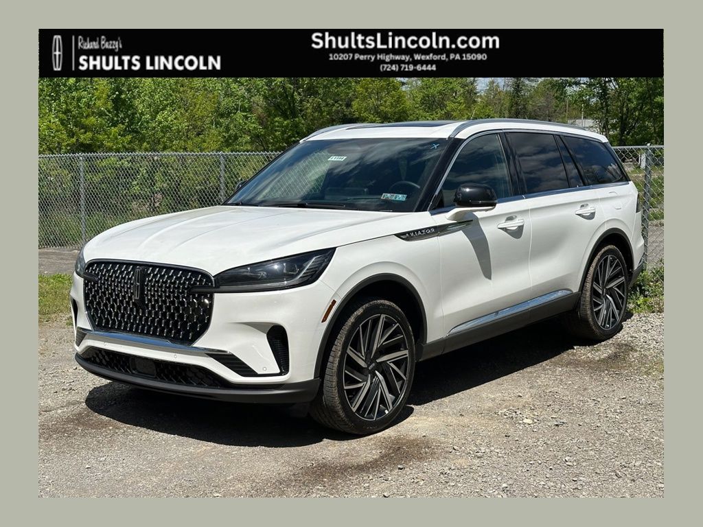 2026 Lincoln Aviator Reserve AWD's photo