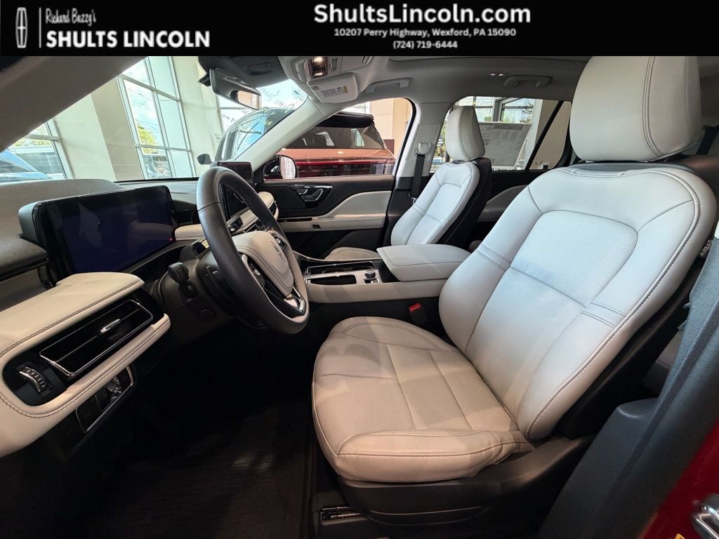 2026 Lincoln Aviator Premiere - Photo 17