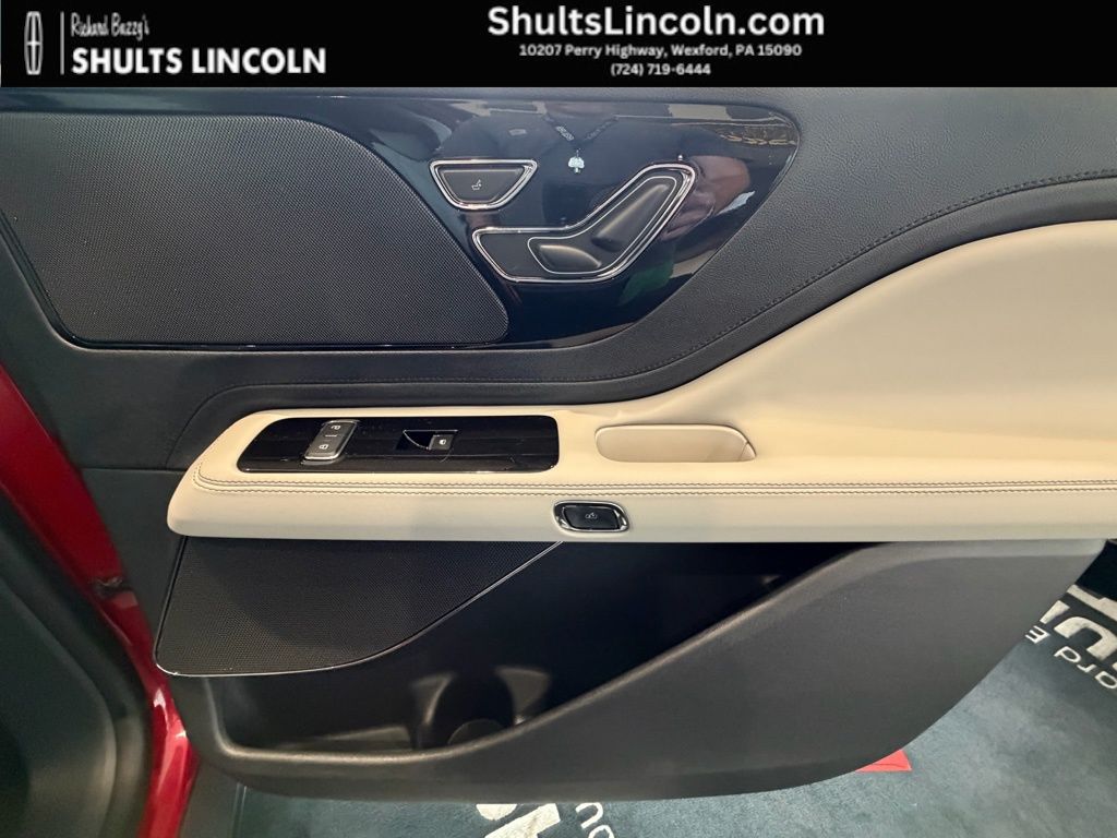 2026 Lincoln Aviator Premiere - Photo 23