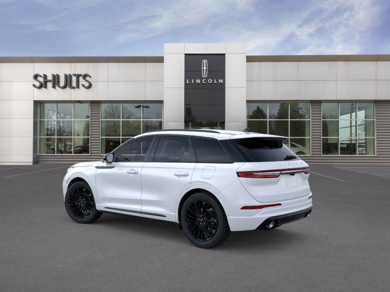 2026 Lincoln Corsair Reserve photo 4