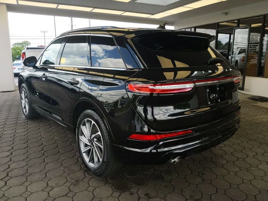 2025 Lincoln Corsair Grand Touring - Photo 8
