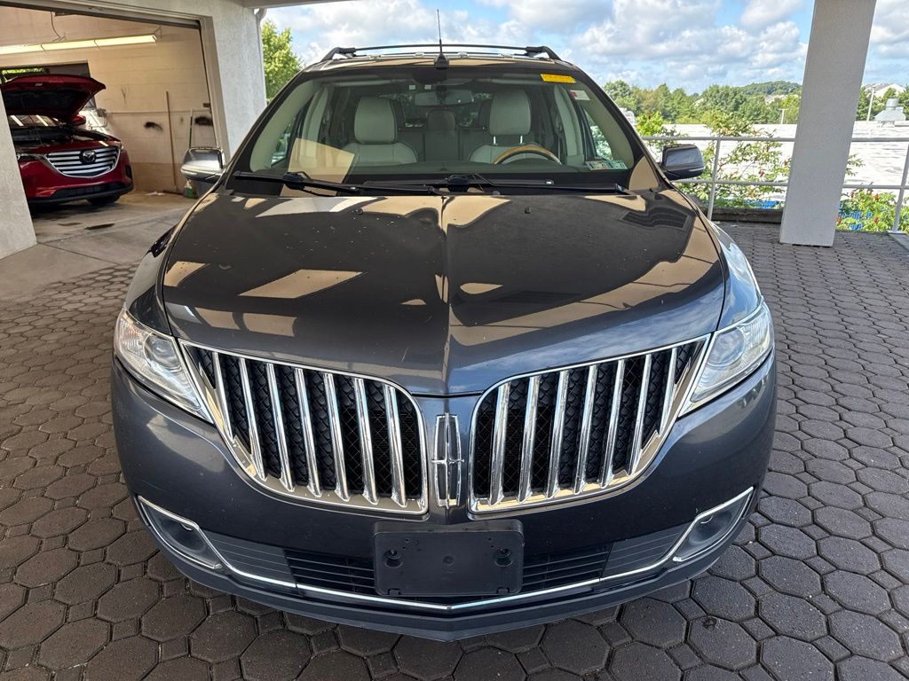 Used 2013 Lincoln MKX Base with VIN 2LMDJ8JK7DBL12348 for sale in Wexford, PA