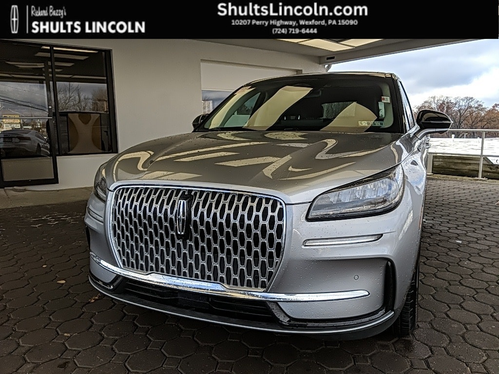 2023 Lincoln Corsair Base