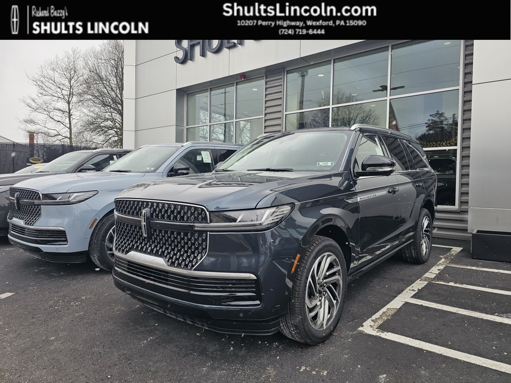 2025 Lincoln Navigator Reserve's photo