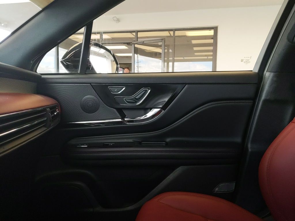 2025 Lincoln Corsair Grand Touring - Photo 21
