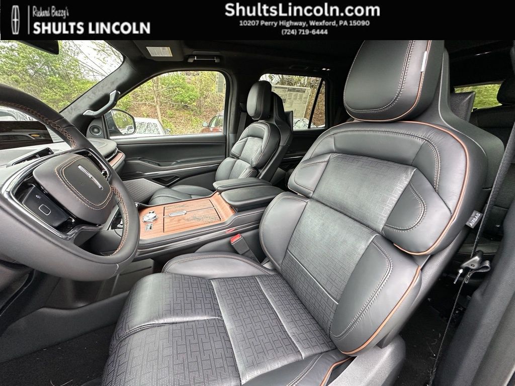 2025 Lincoln Navigator Black Label - Photo 18
