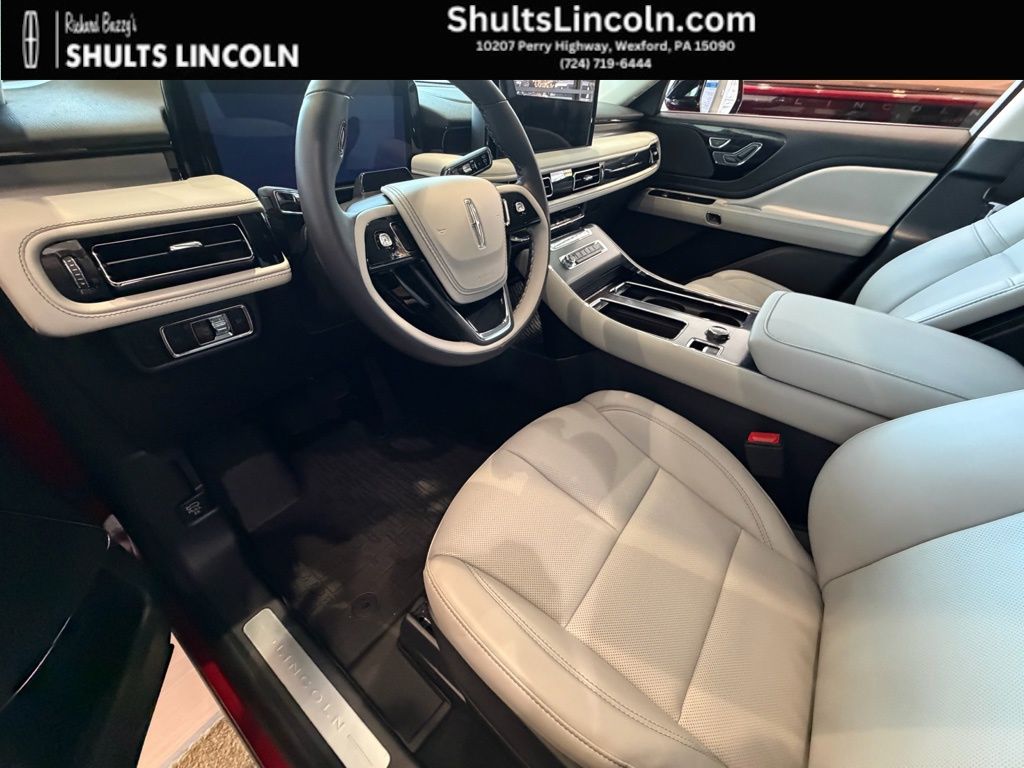 2026 Lincoln Aviator Premiere - Photo 16