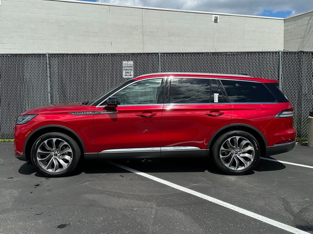 2026 Lincoln Aviator Reserve - Photo 2