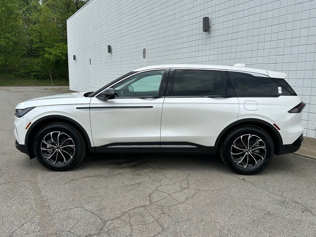 New 2026 Lincoln Nautilus Premiere SUV