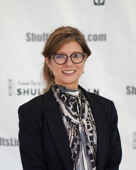 Staff member Vera Stojanoff from ID_bc0247