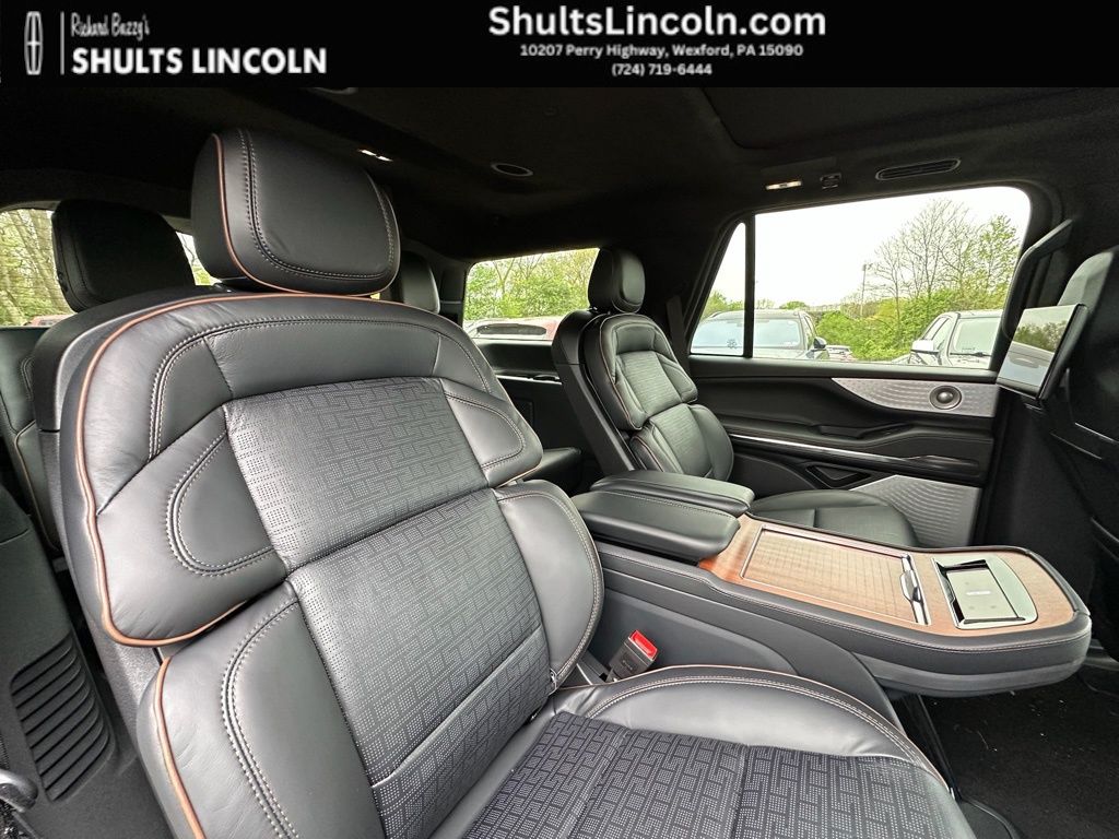 2025 Lincoln Navigator Black Label - Photo 26