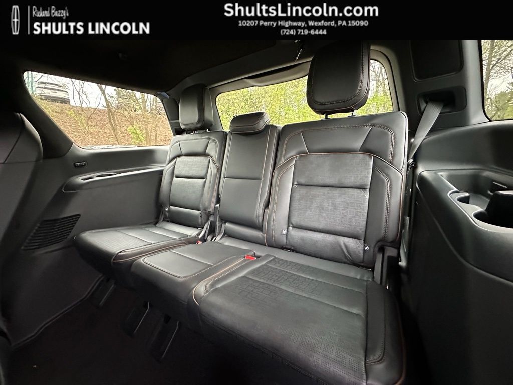 2025 Lincoln Navigator Black Label - Photo 22