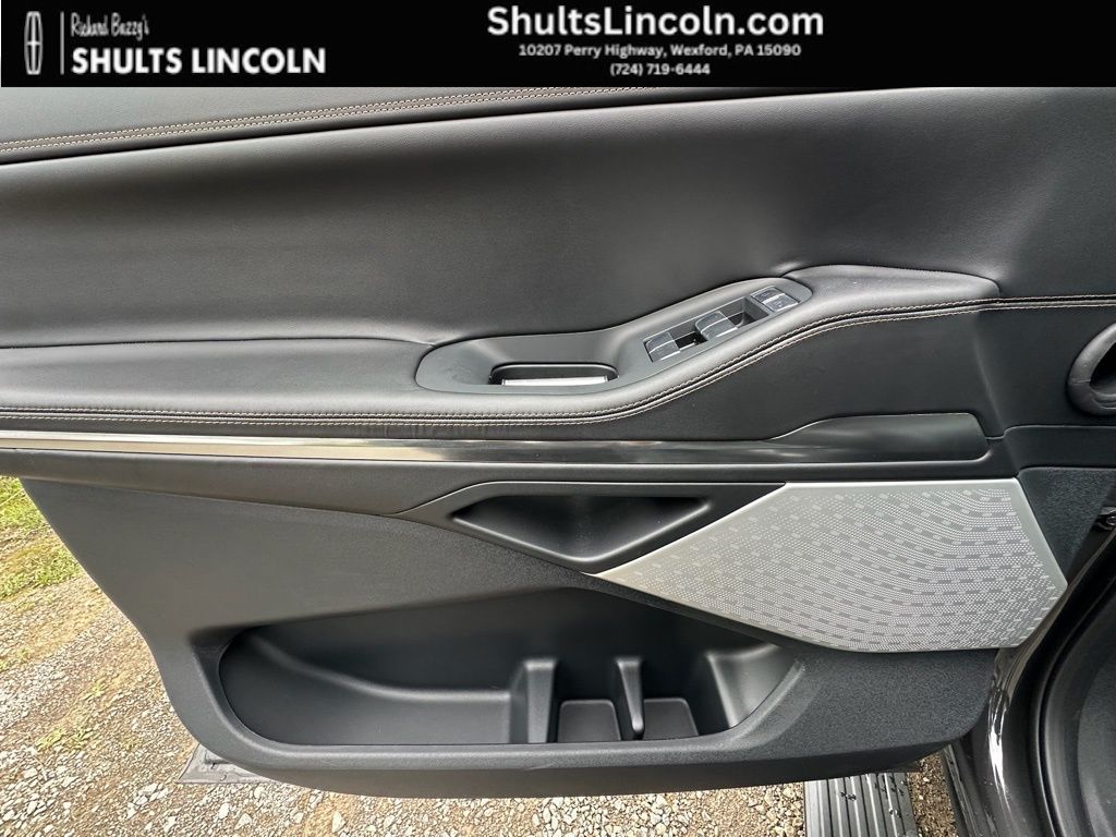 2025 Lincoln Navigator Black Label - Photo 19