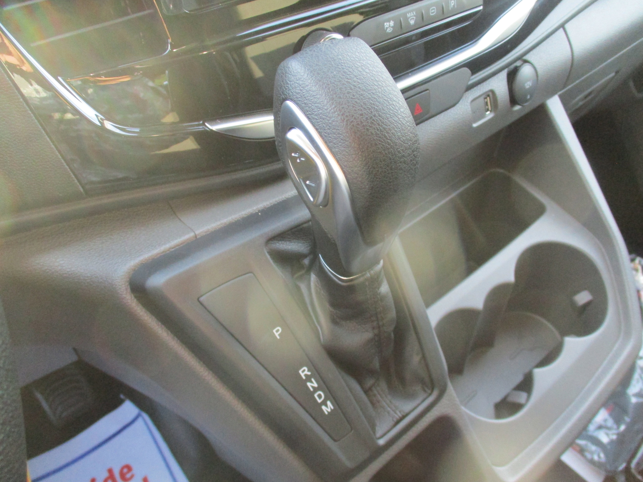2025 Ford Transit Passenger Van XLT - Photo 49